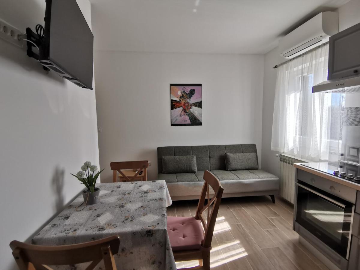 Apartman Marijeta Мощеничка-Драга Экстерьер фото